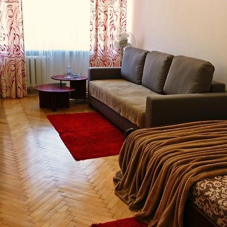 לבוב Very Nice Apartment In L'Viv מראה חיצוני תמונה