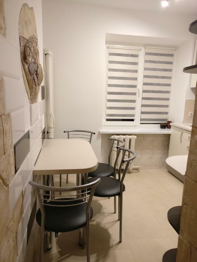לבוב Very Nice Apartment In L'Viv מראה חיצוני תמונה